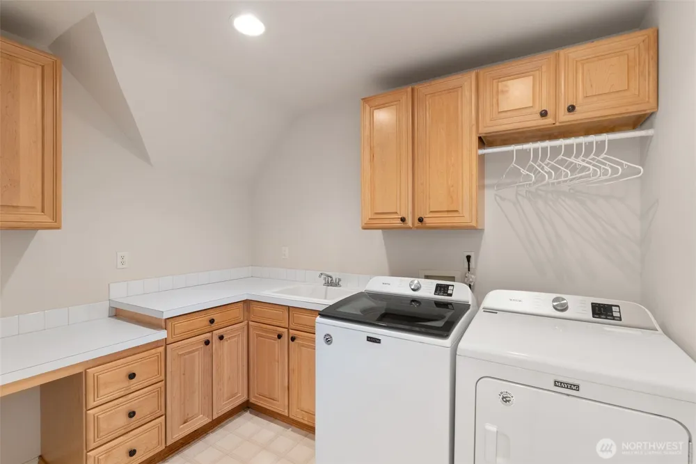 1410 Summit Lake Shore Road NW Olympia, WA 98502