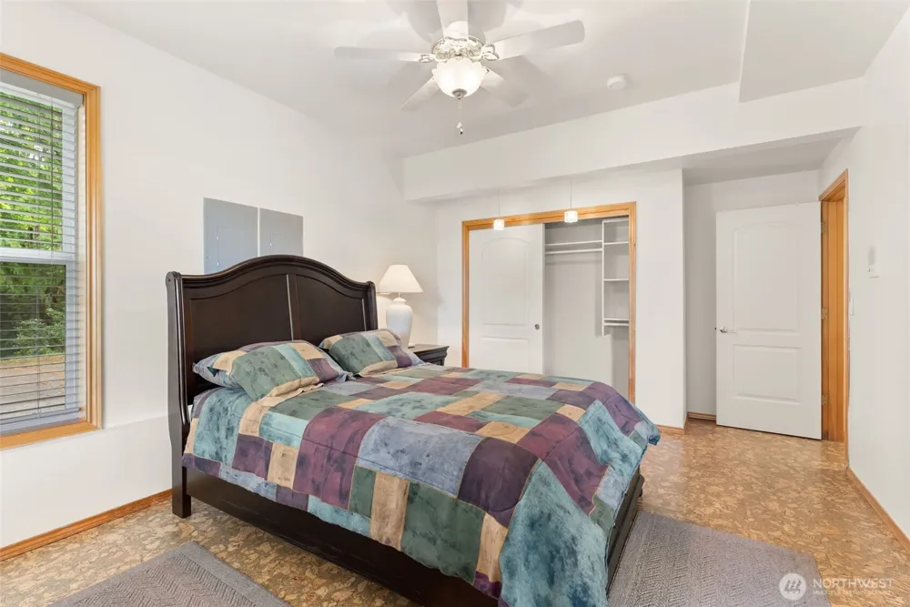 1410 Summit Lake Shore Road NW Olympia, WA 98502