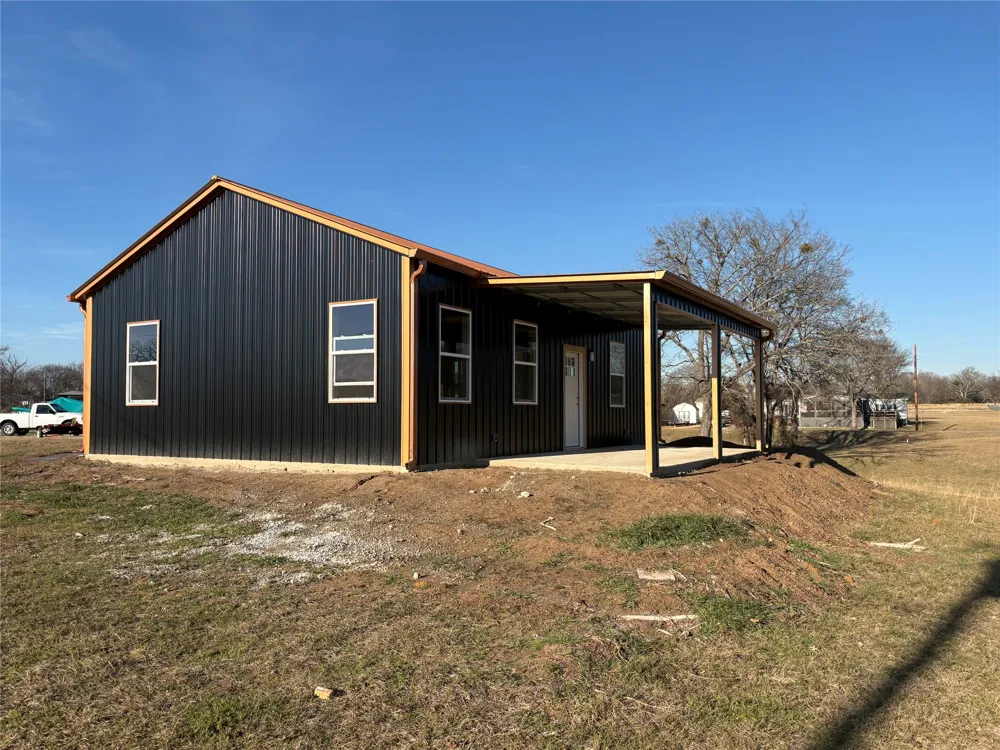 112 Navajo Quitman, TX 75783