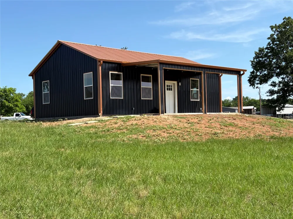 112 Navajo Quitman, TX 75783