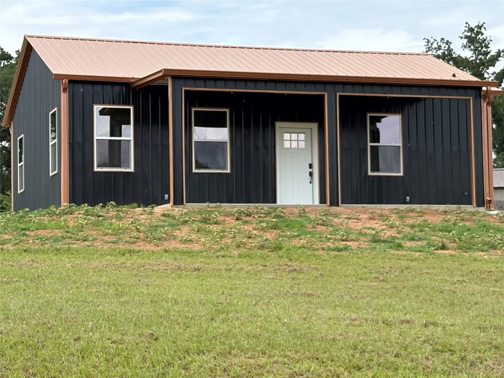 112 Navajo Quitman, TX 75783