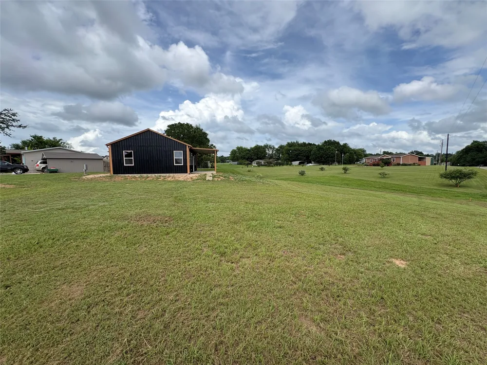 112 Navajo Quitman, TX 75783