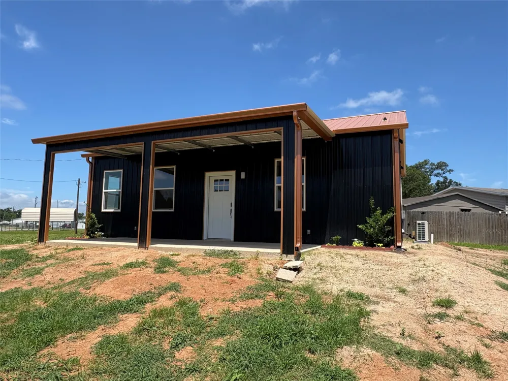 112 Navajo Quitman, TX 75783