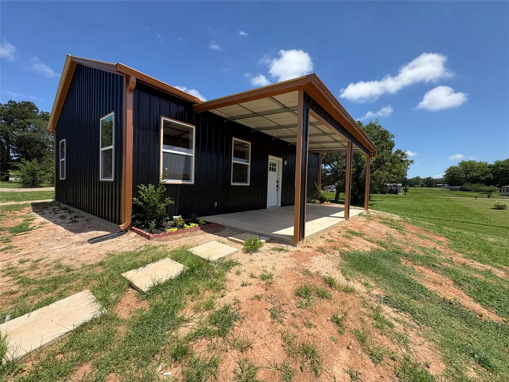 112 Navajo Quitman, TX 75783