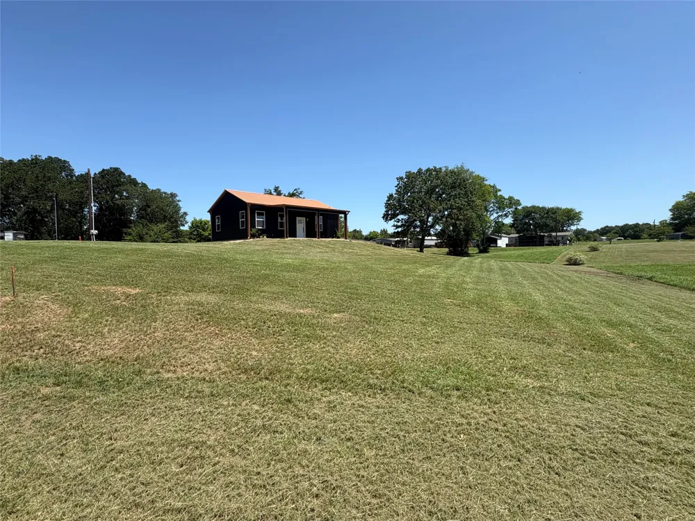 112 Navajo Quitman, TX 75783