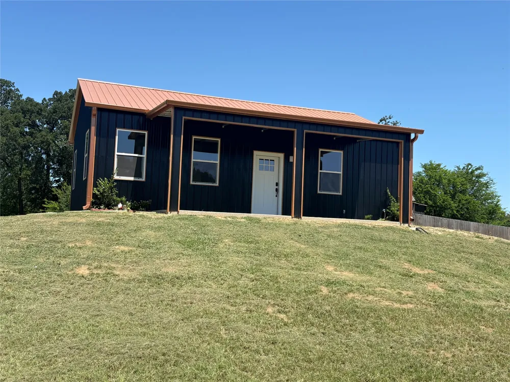 112 Navajo Quitman, TX 75783