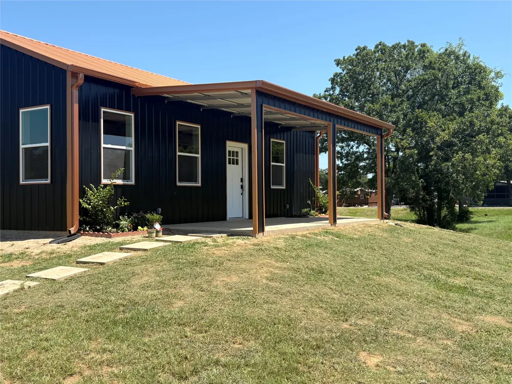 112 Navajo Quitman, TX 75783