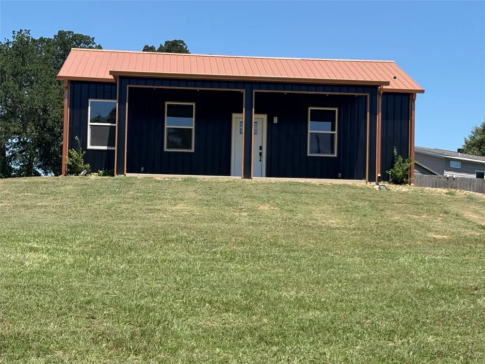 112 Navajo Quitman, TX 75783