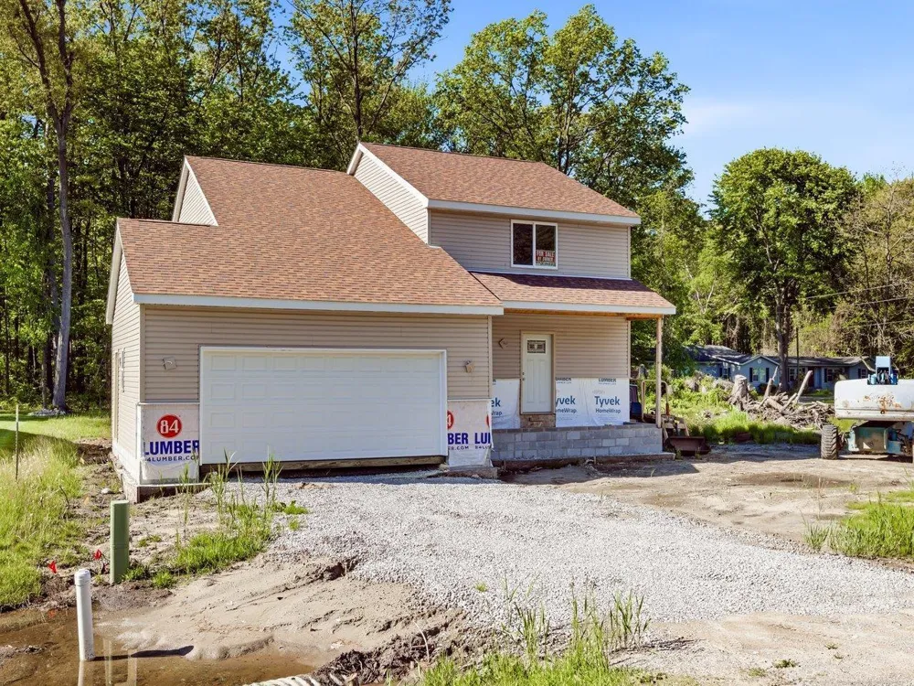 3203 Fruit Street Clay Township, MI 48001