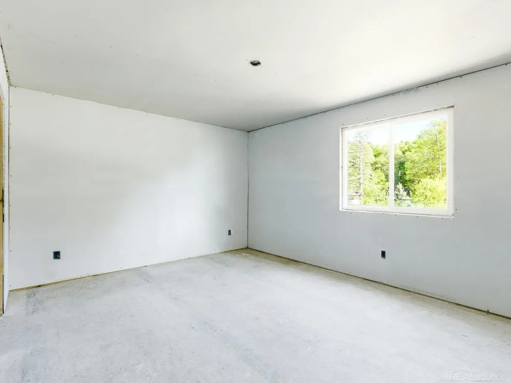 3203 Fruit Street Clay Township, MI 48001