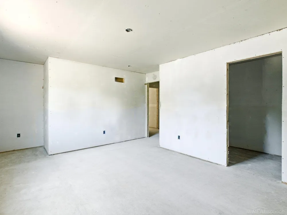 3203 Fruit Street Clay Township, MI 48001