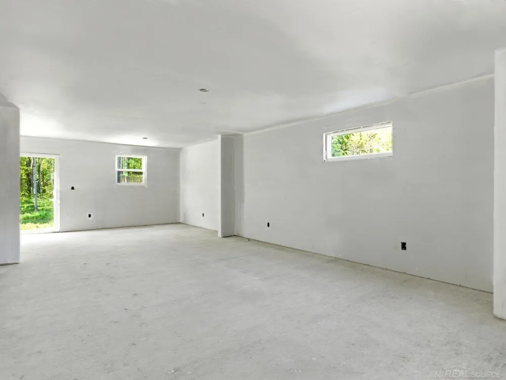 3203 Fruit Street Clay Township, MI 48001