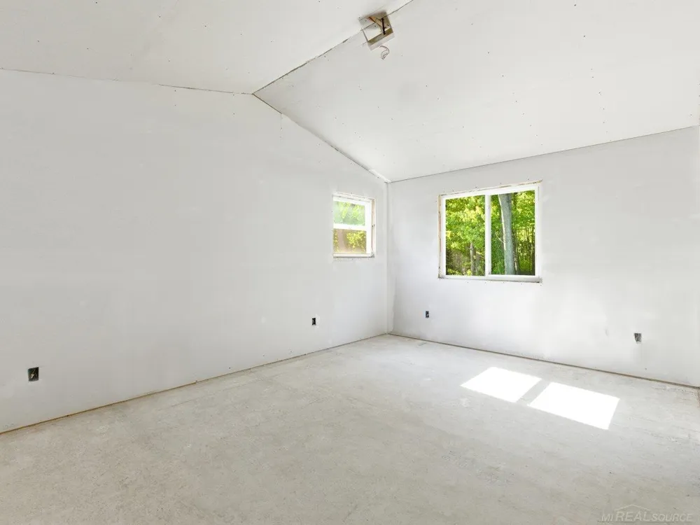 3203 Fruit Street Clay Township, MI 48001