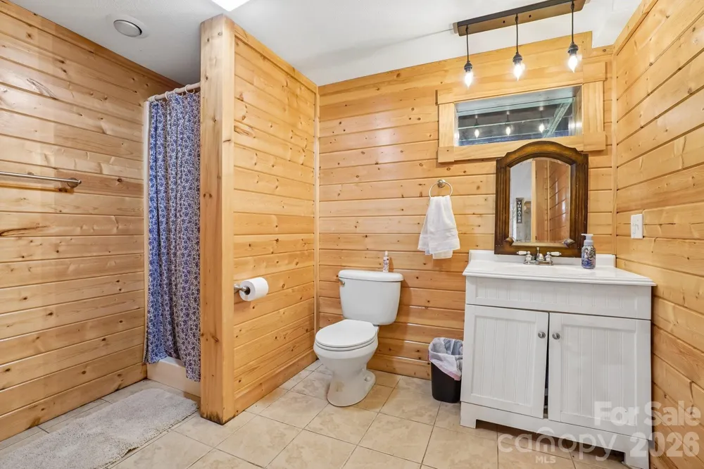 434 Dovers Branch Road Burnsville, NC 28714