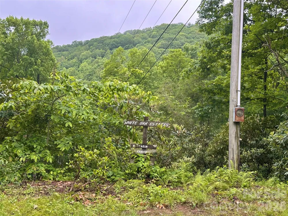 000 Laurel Circle Road Burnsville, NC 28714