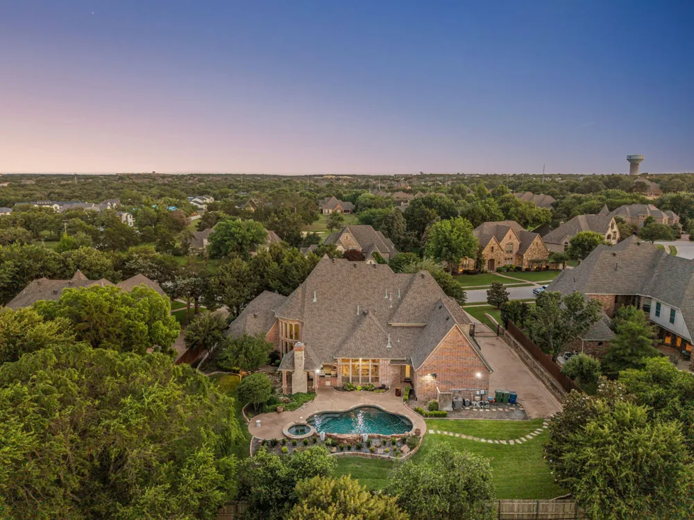 324 Oak Pointe Lane Southlake, TX 76092