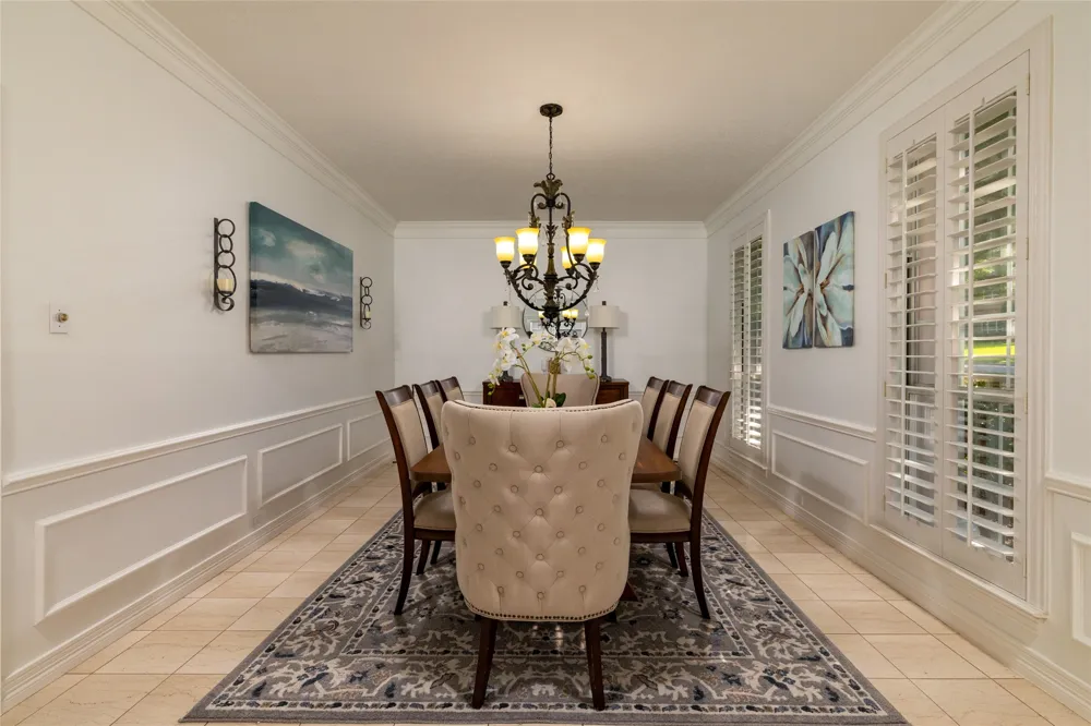 585 Oak Hill Drive Southlake, TX 76092