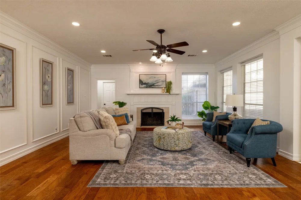585 Oak Hill Drive Southlake, TX 76092