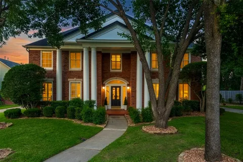 585 Oak Hill Drive
