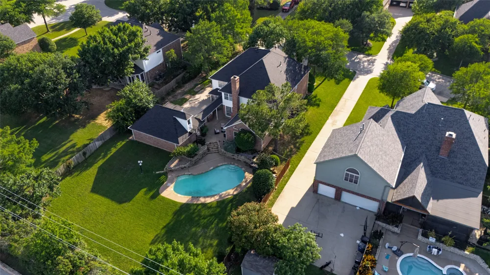 585 Oak Hill Drive Southlake, TX 76092