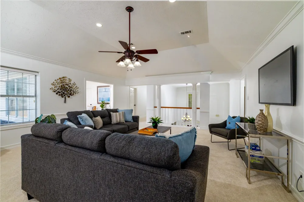 585 Oak Hill Drive Southlake, TX 76092