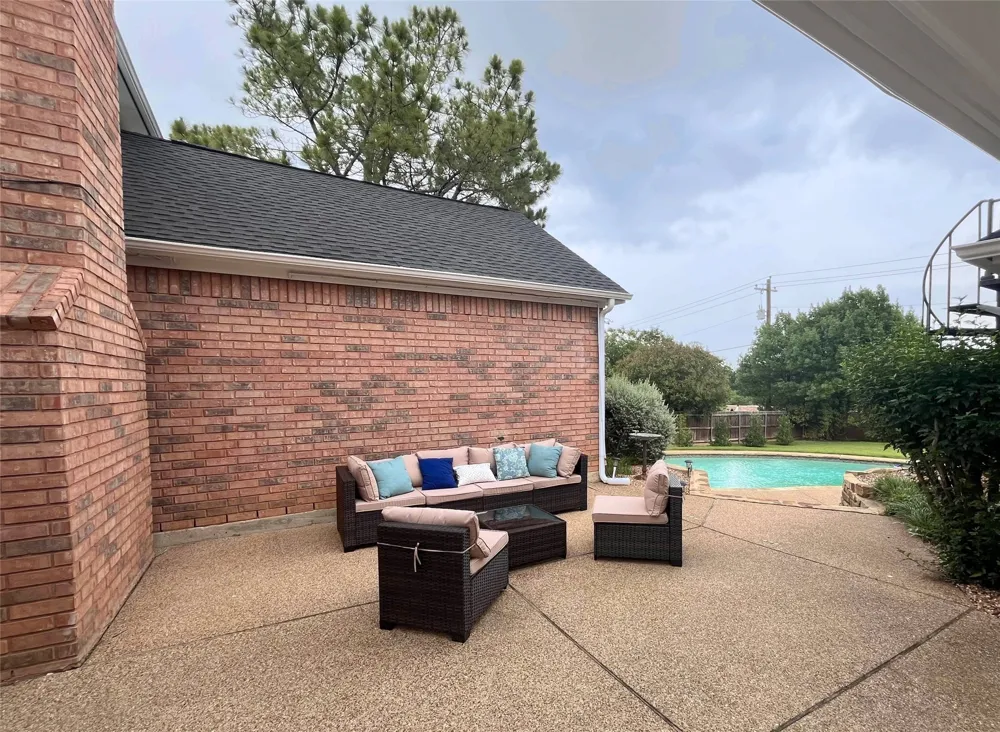 585 Oak Hill Drive Southlake, TX 76092