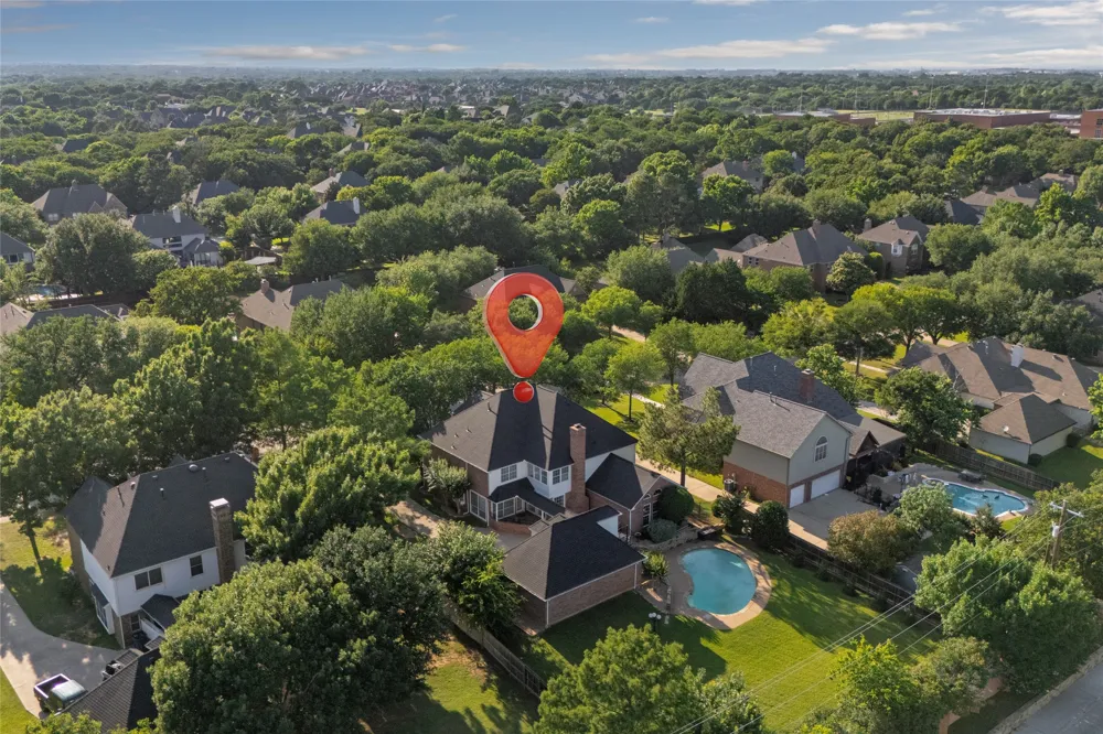 585 Oak Hill Drive Southlake, TX 76092