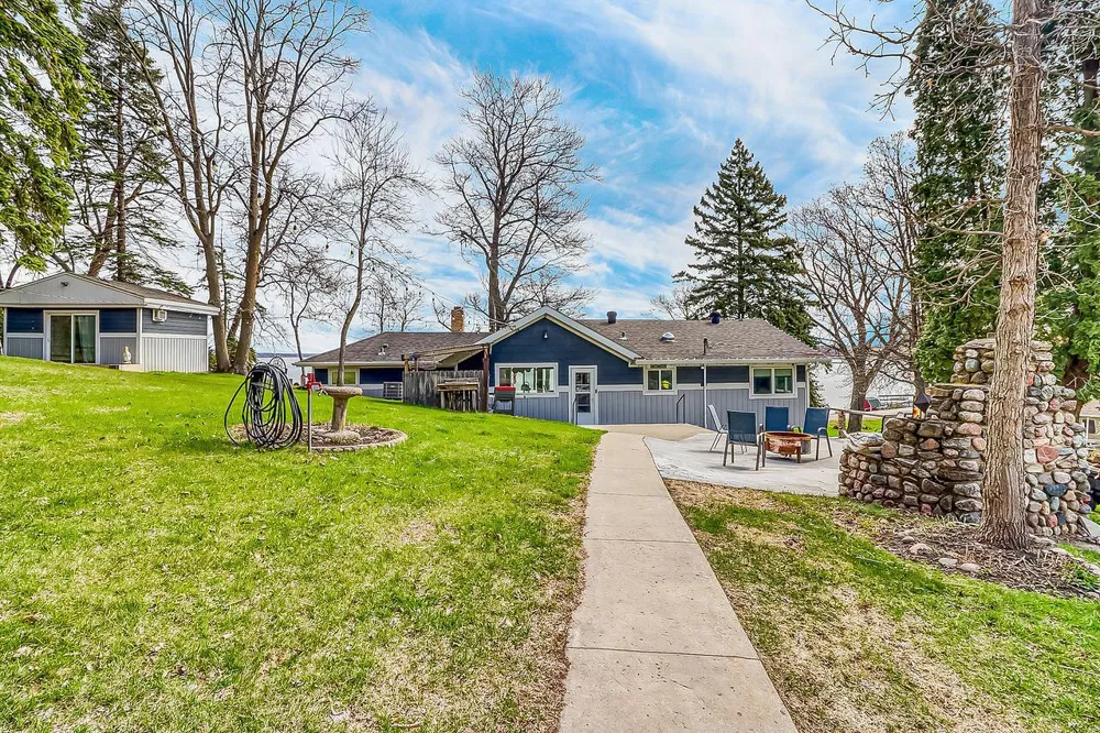 40834 Backroad Trail Pelican Rapids, MN 56572