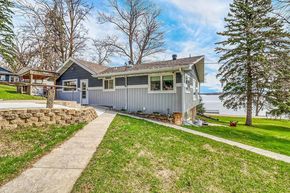 40834 Backroad Trail Pelican Rapids, MN 56572