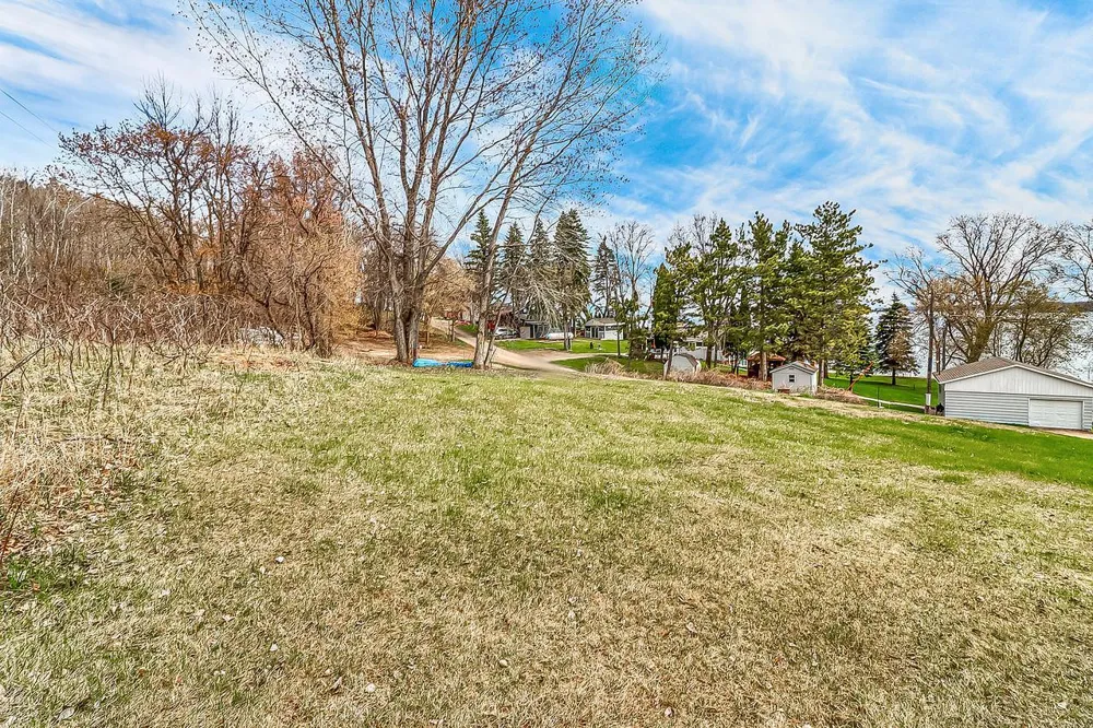 40834 Backroad Trail Pelican Rapids, MN 56572