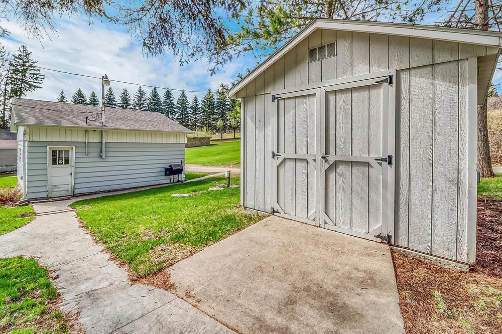 40834 Backroad Trail Pelican Rapids, MN 56572