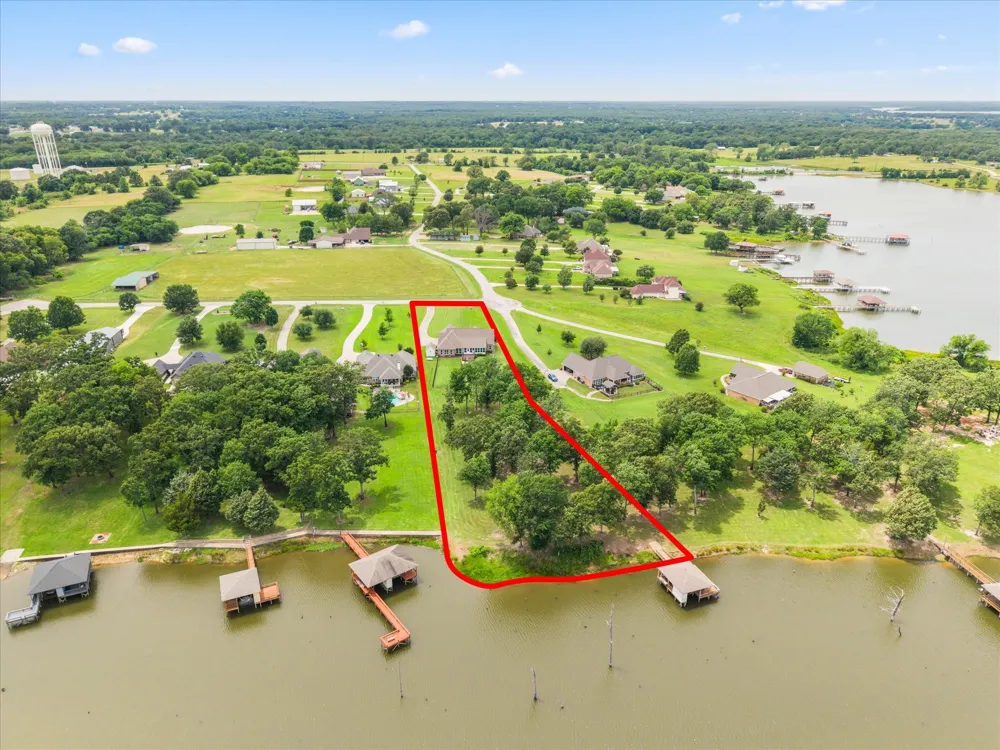 345 Rains County Road 3390 Emory, TX 75440