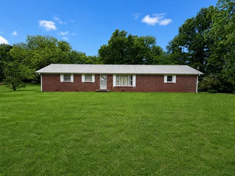 955 Rocky Rd