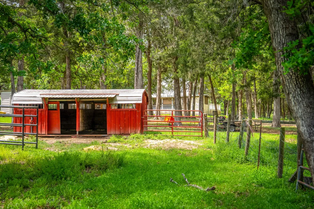 1055 BEECH CREST DR DRIVE New Ulm, TX 78950