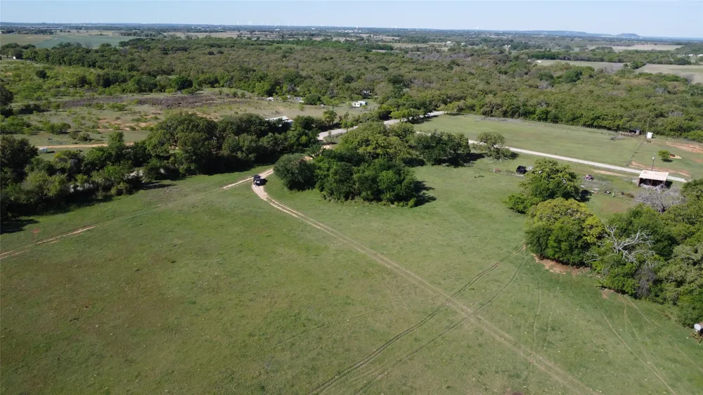494 Cr 408 Comanche, TX 76442