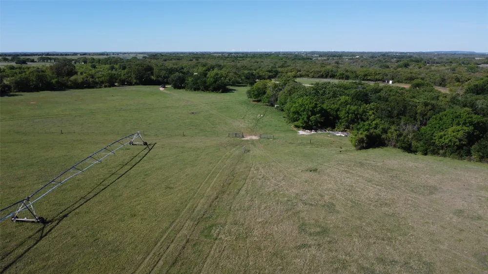 494 Cr 408 Comanche, TX 76442