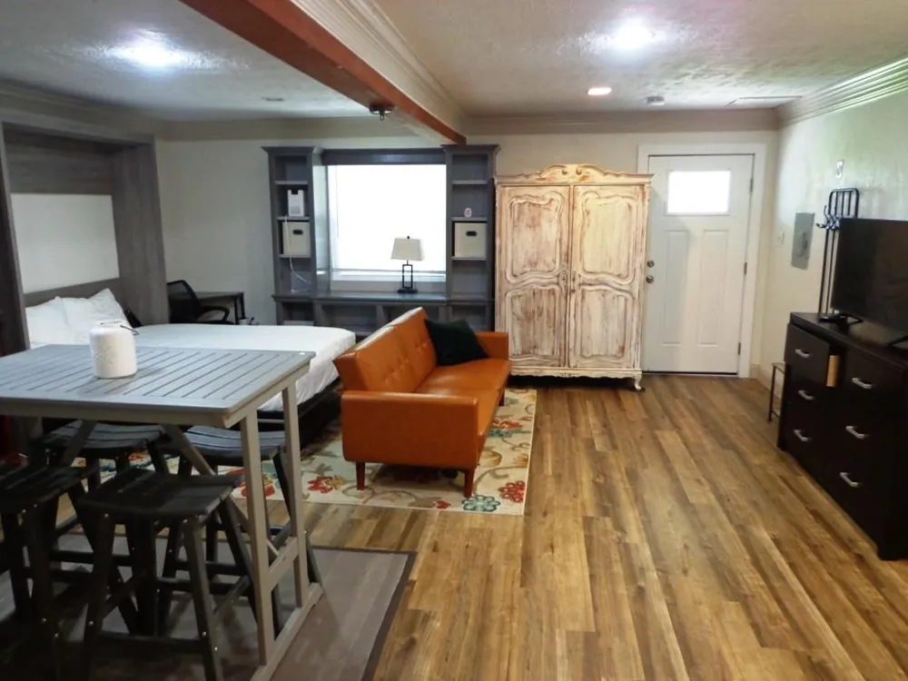 1002 Staples Avenue Seabrook, TX 77586