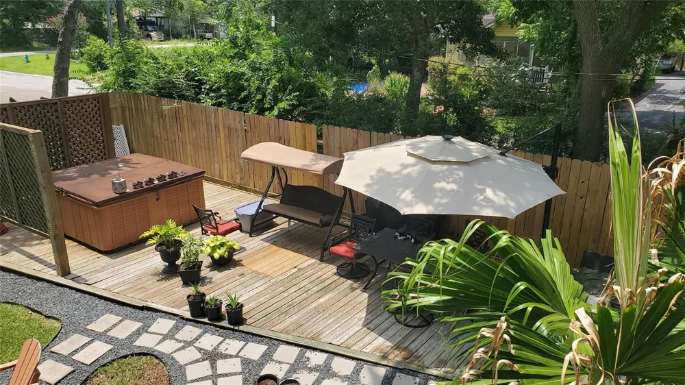 1002 Staples Avenue Seabrook, TX 77586