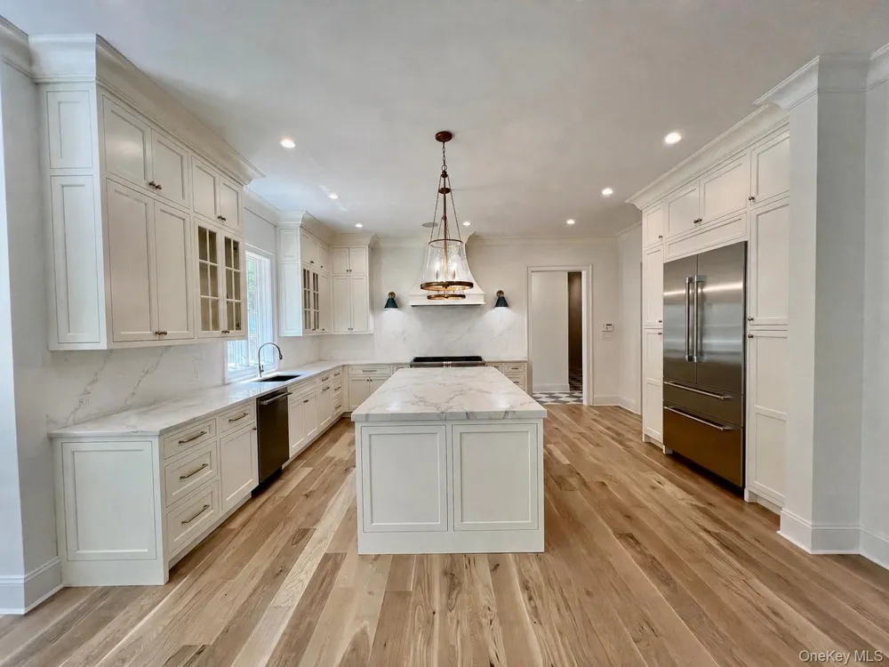 3 Seaforth Lane Lloyd Harbor, NY 11743