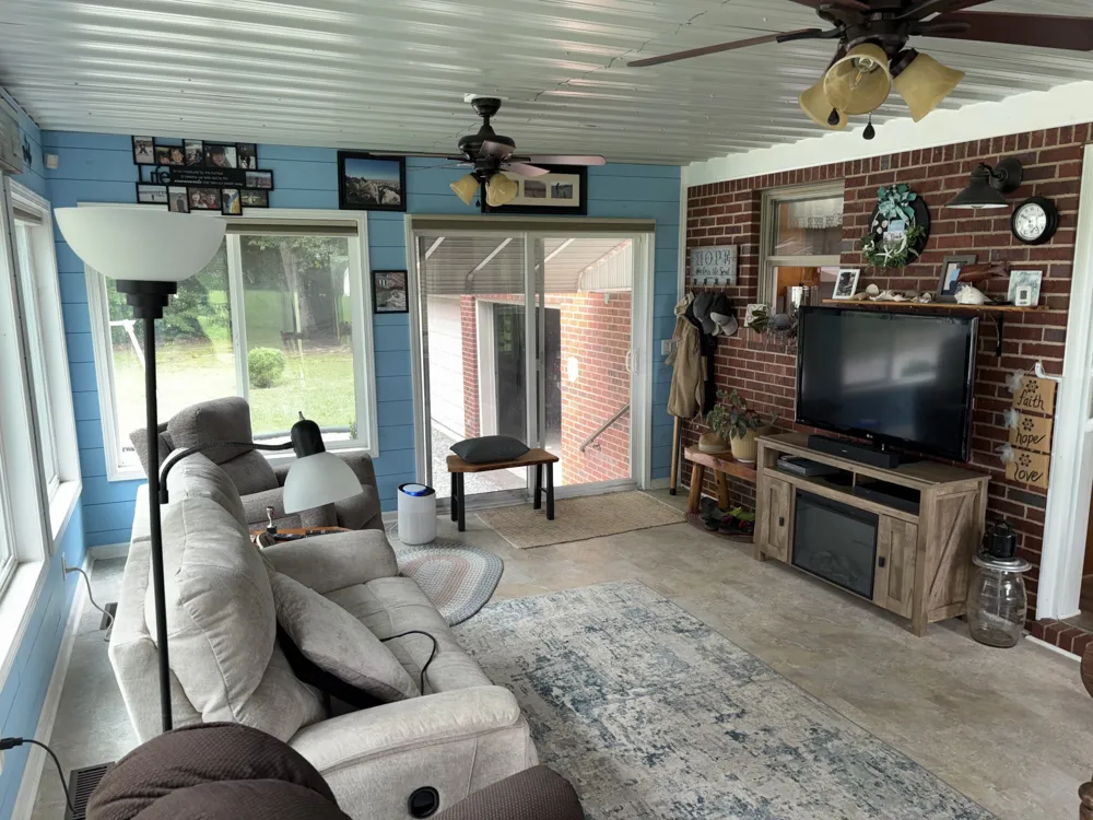 2465 Bybee Chapel Rd Rock Island, TN 38581