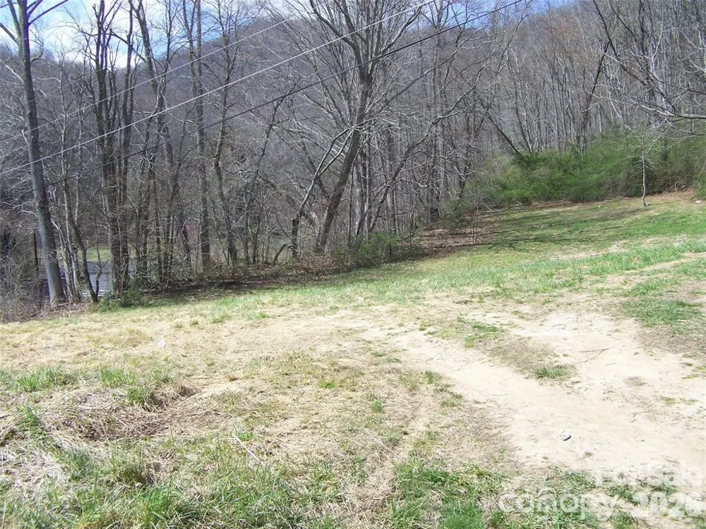 58 Collier Lane Waynesville, NC 28786