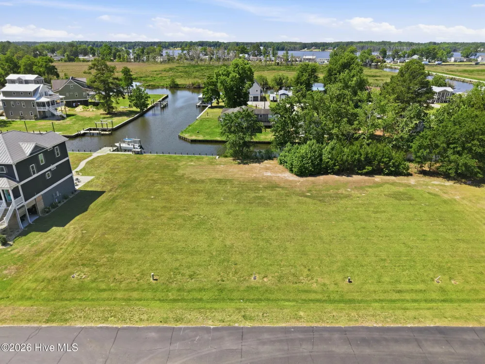 106 Whichard Lane Chocowinity, NC 27817