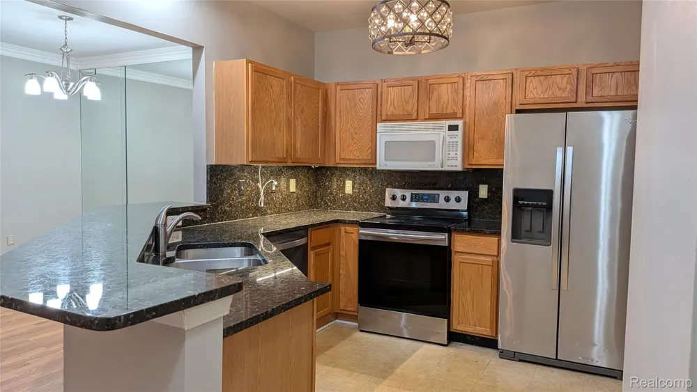 15286 CORNELL DRIVE Clinton Charter Township, MI 48038