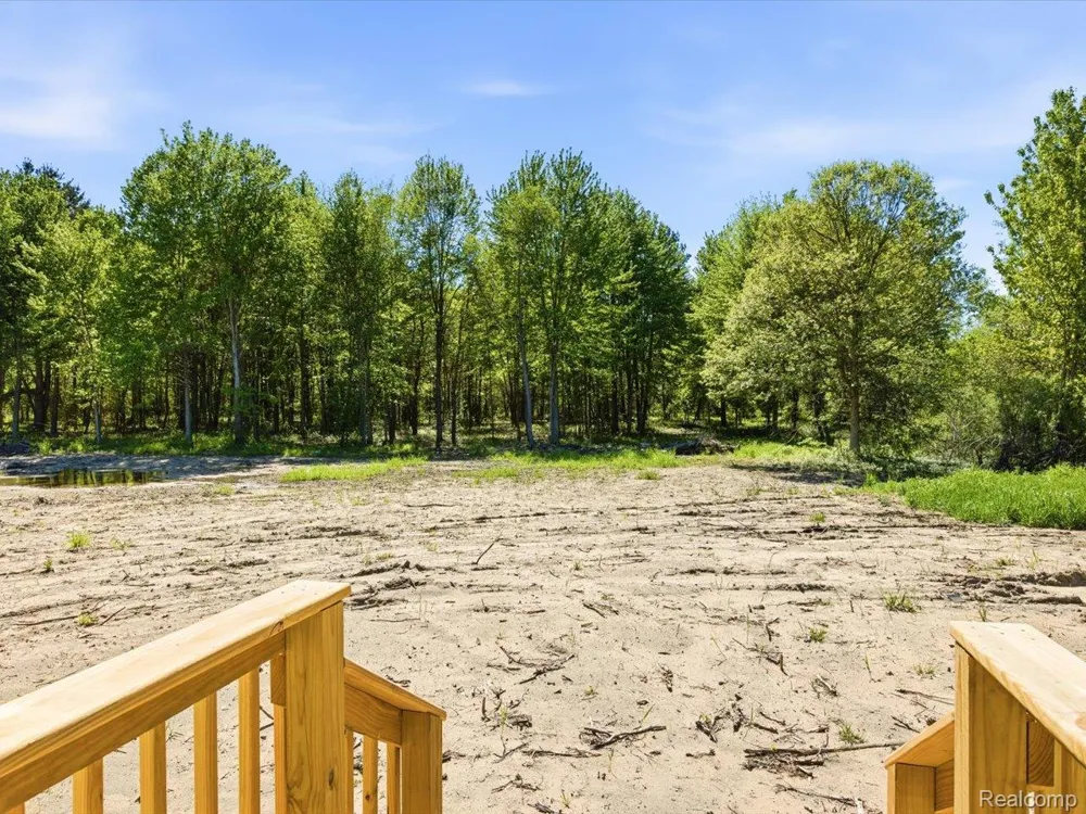 2941 Beach Road Port Huron Charter Township, MI 48060