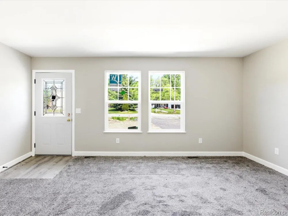 2941 Beach Road Port Huron Charter Township, MI 48060