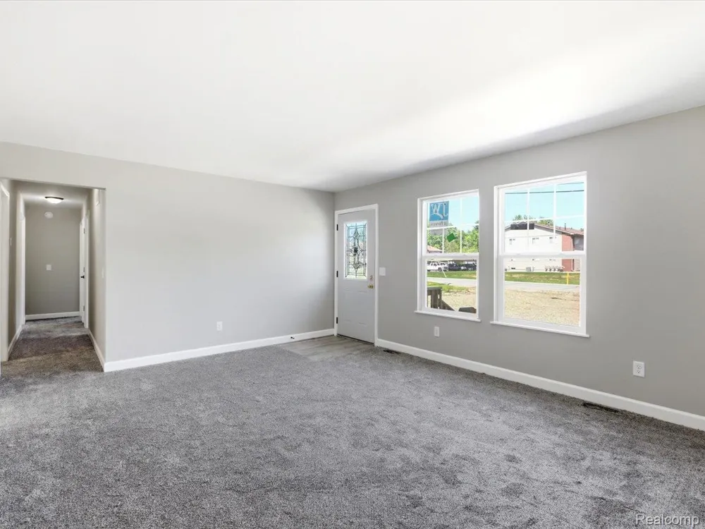 2941 Beach Road Port Huron Charter Township, MI 48060