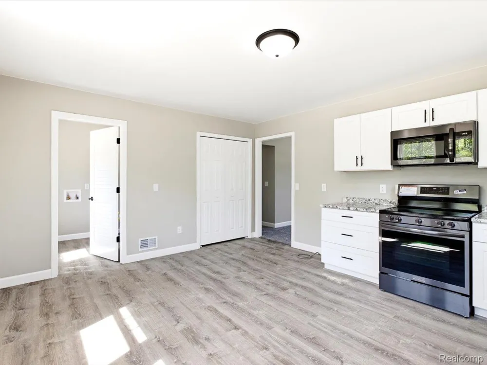 2941 Beach Road Port Huron Charter Township, MI 48060