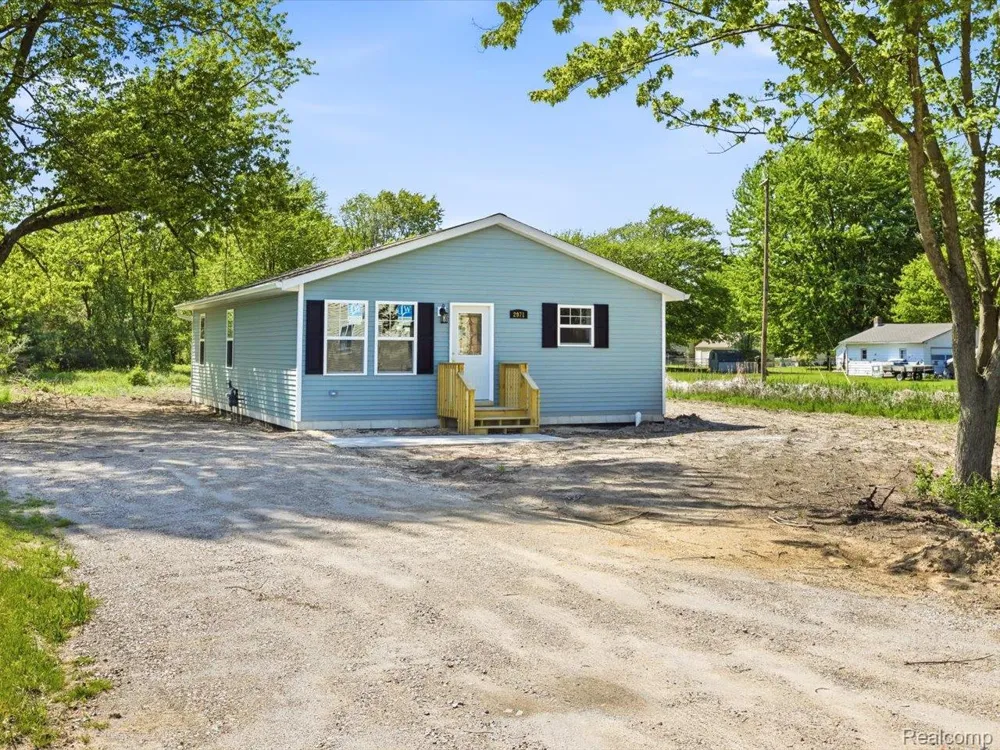2971 Beach Road Port Huron Charter Township, MI 48060