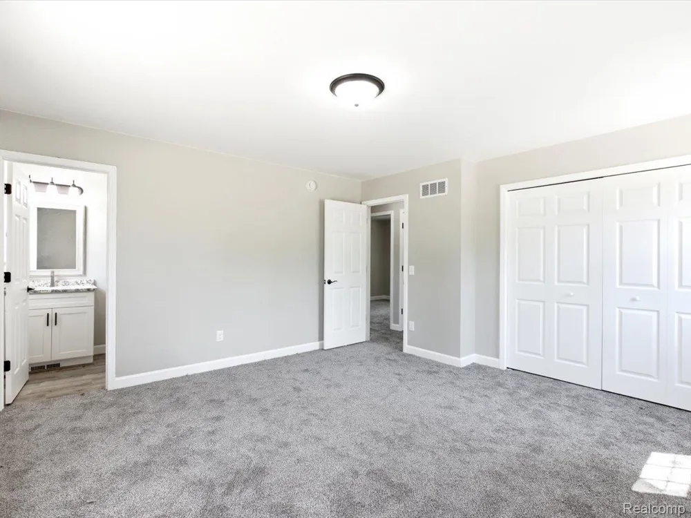 2971 Beach Road Port Huron Charter Township, MI 48060
