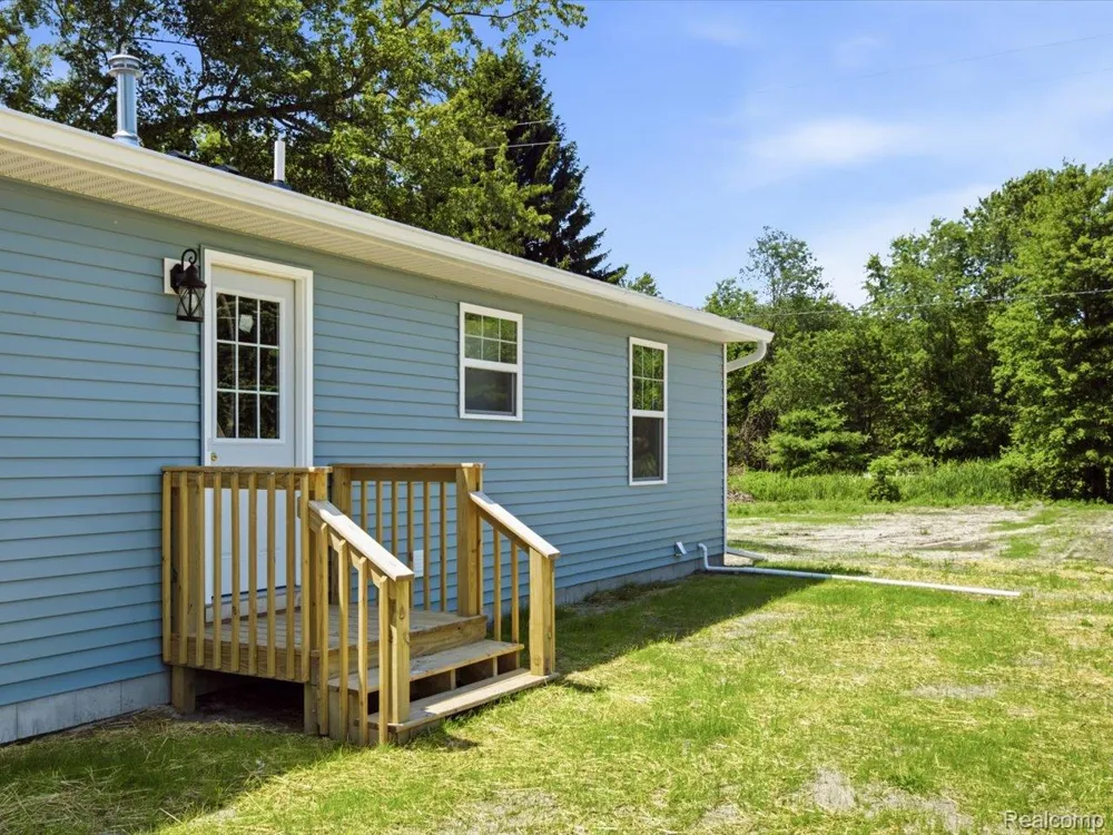 2971 Beach Road Port Huron Charter Township, MI 48060